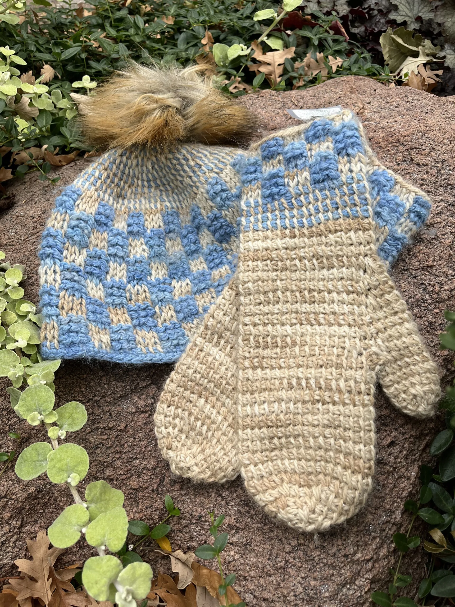 Tunisian Crochet: All Levels - May 1, 8, 15 - Lambspun Fort Collins